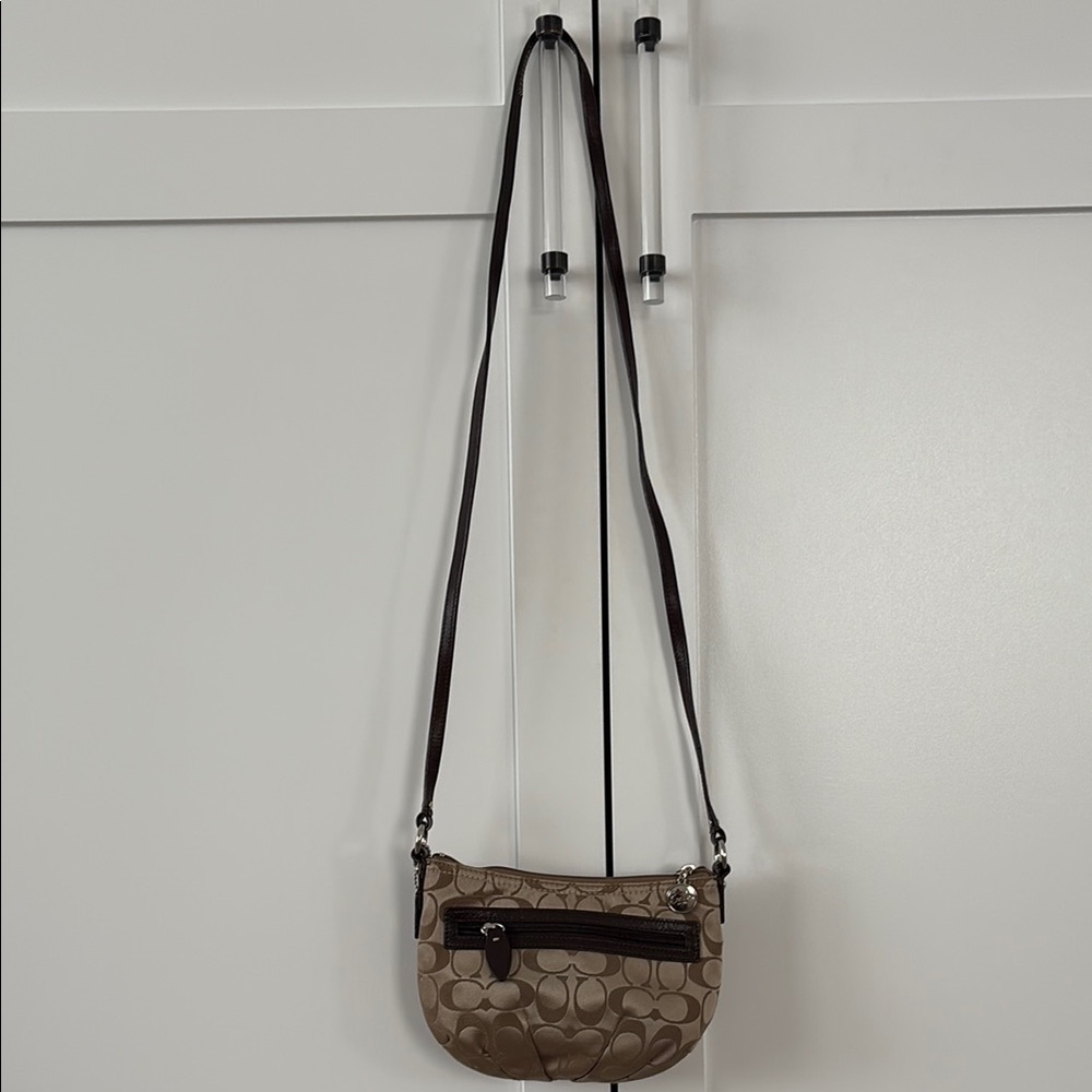 Coach crossbody - Picture 2 of 9